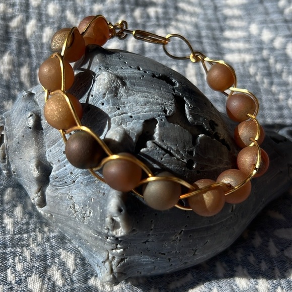 Jewelry - Stone Beaded Bracelet with Gold Clasp